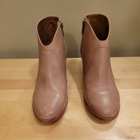Frye Shoes Frye Nora Booties Womens Size Poshmark